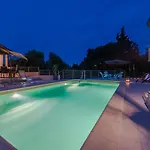 Family-friendly With Swimming Pool Sutomiscica, Ugljan - 13872 Preko